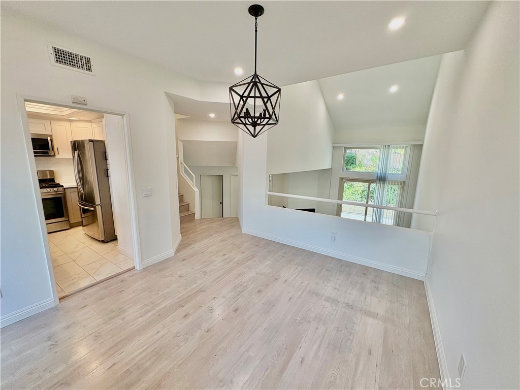 2902 Yucatan Place B