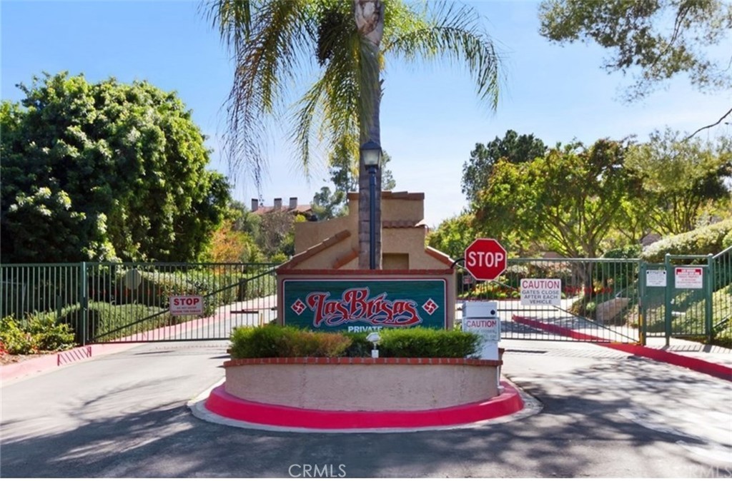 2902 Yucatan Place B