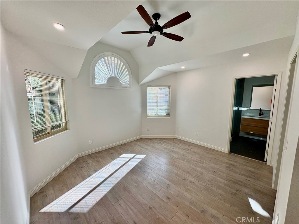 2902 Yucatan Place B