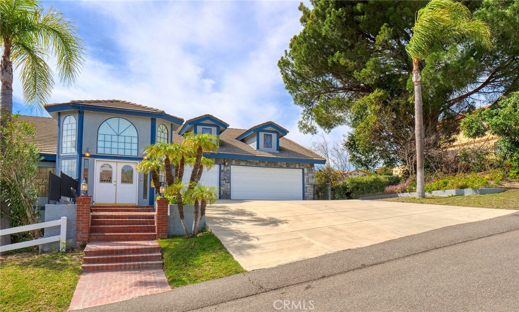 2735 Broken Feather Lane