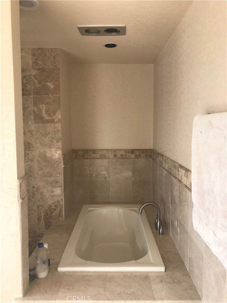 23819 Ridge Line Road