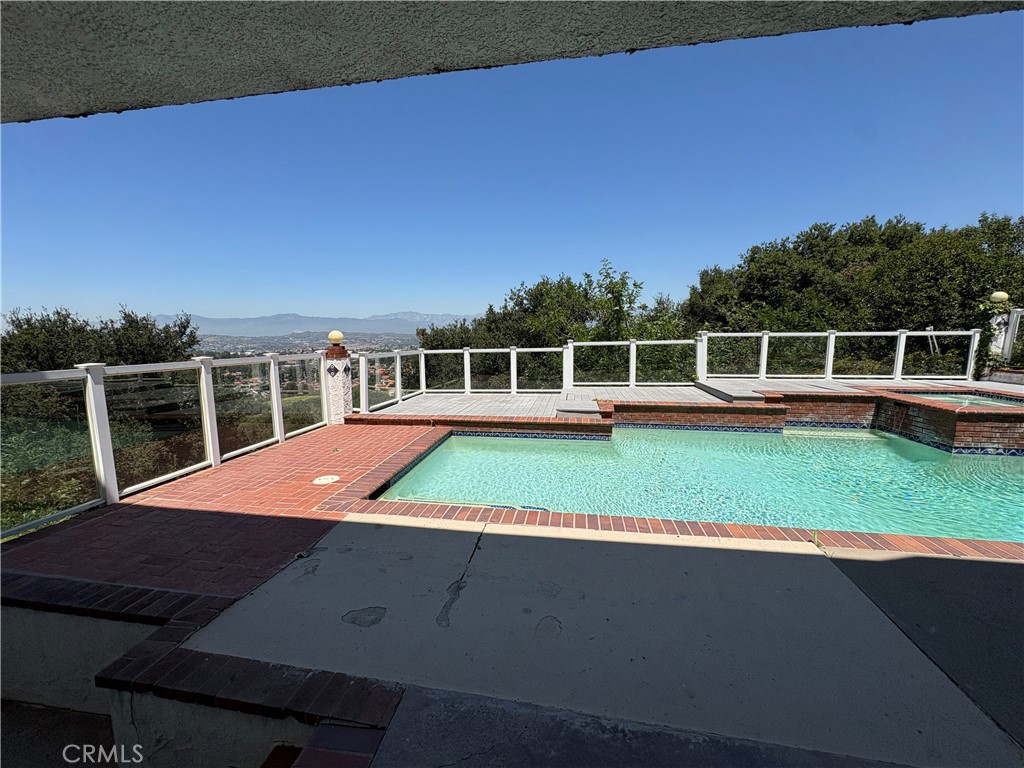 23819 Ridge Line Road