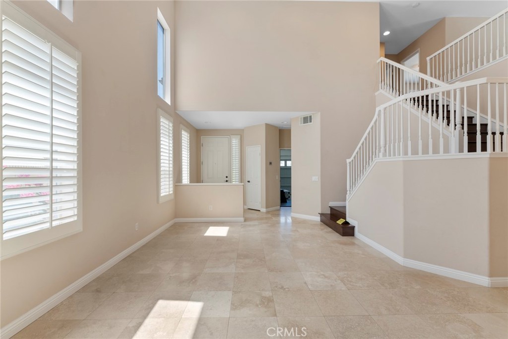 15863 Silver Springs Dr