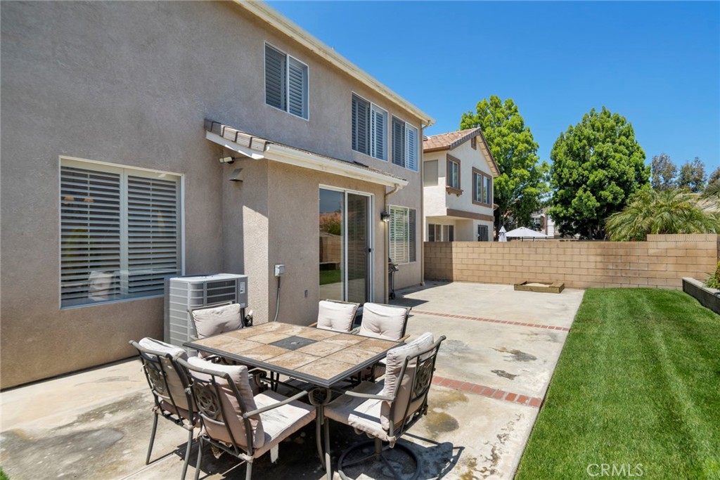 15863 Silver Springs Dr