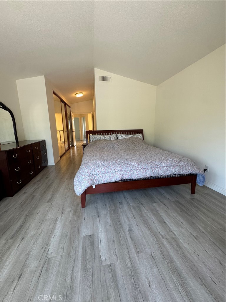 2801 Woodview Court