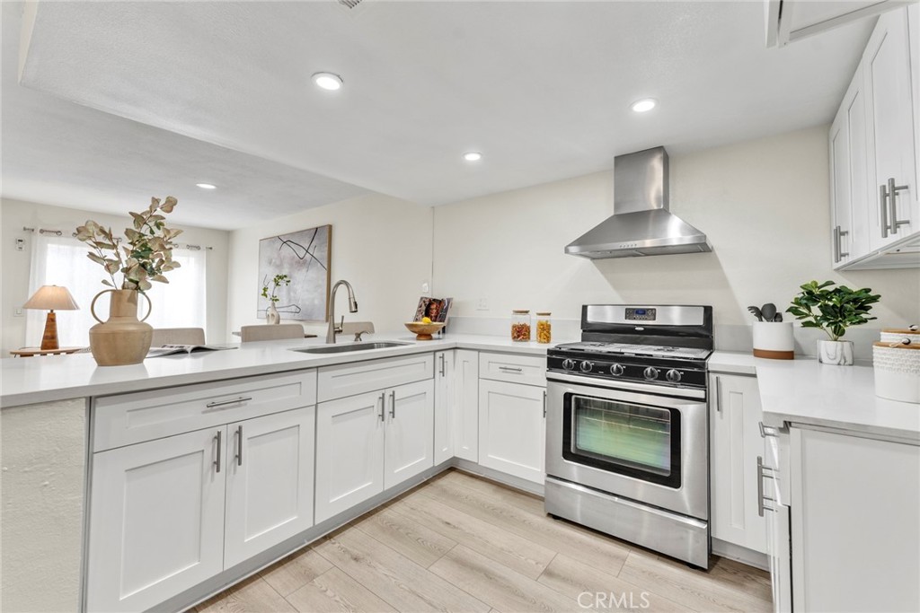 12948 Saddleback Place