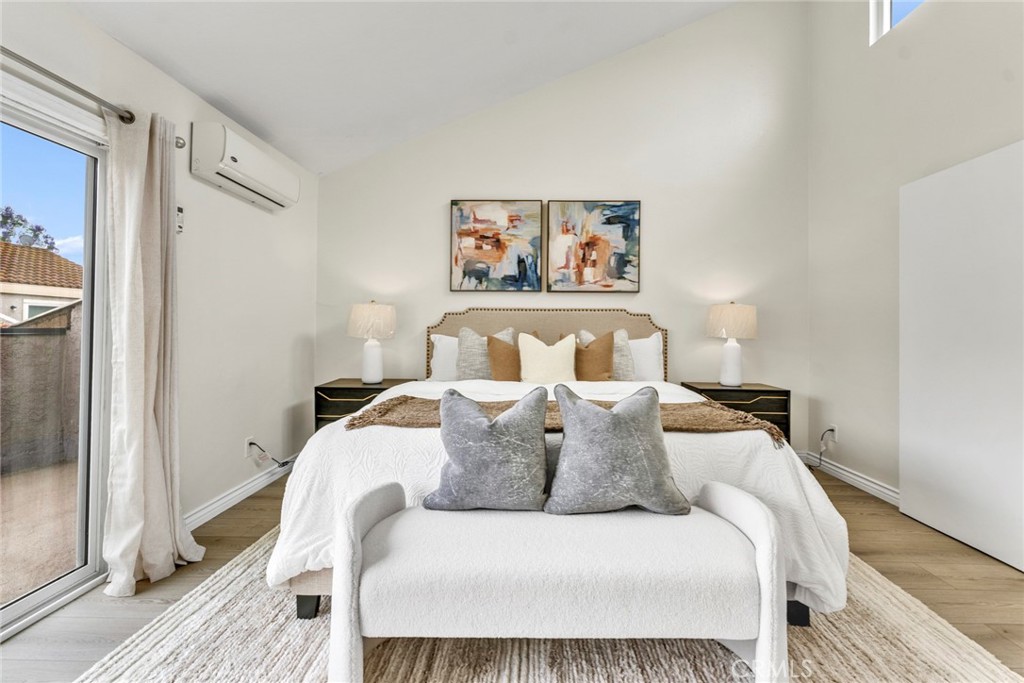 12948 Saddleback Place