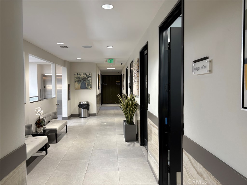 328 S Atlantic Boulevard 106