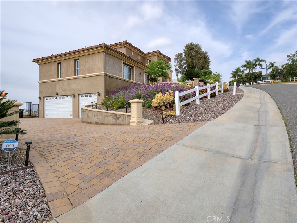 22189 Rim Fire Lane