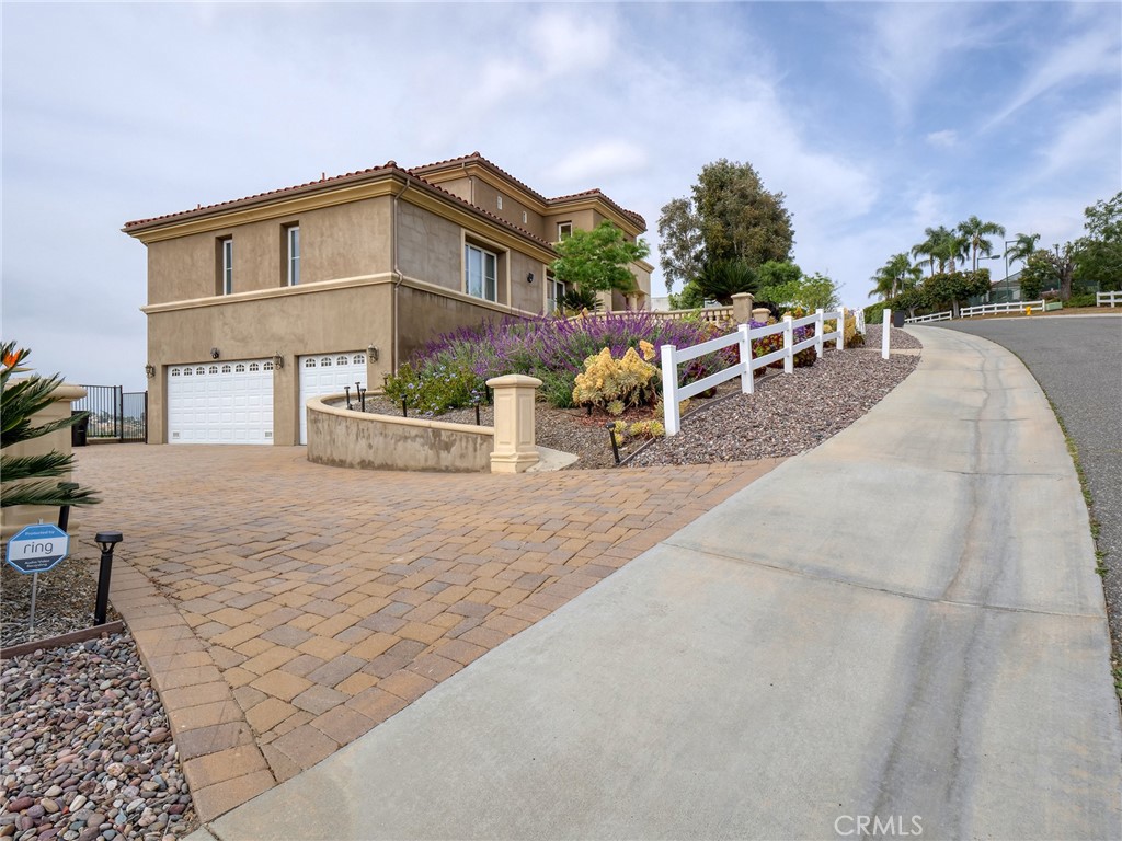 22189 Rim Fire Lane