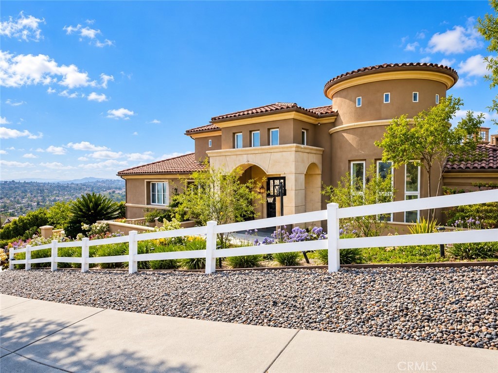22189 Rim Fire Lane