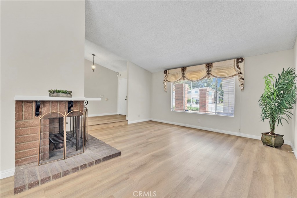 23502 Shadow Crest Place