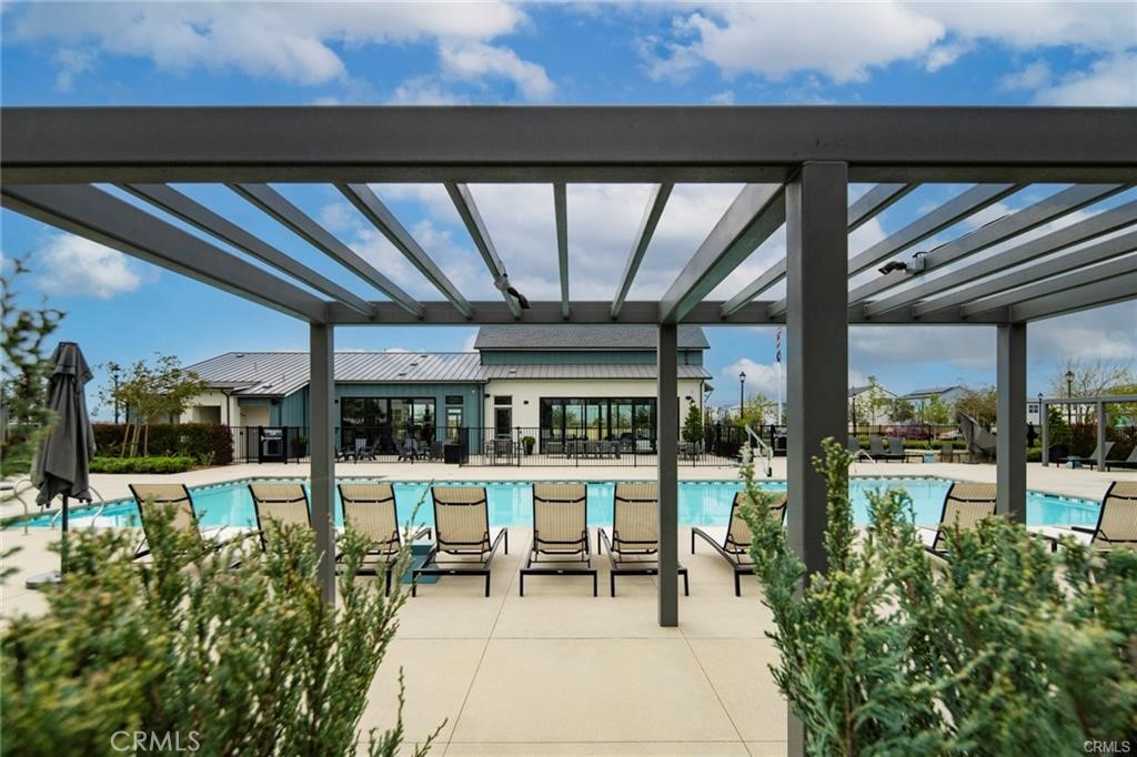 4411 S Fairmount Paseo