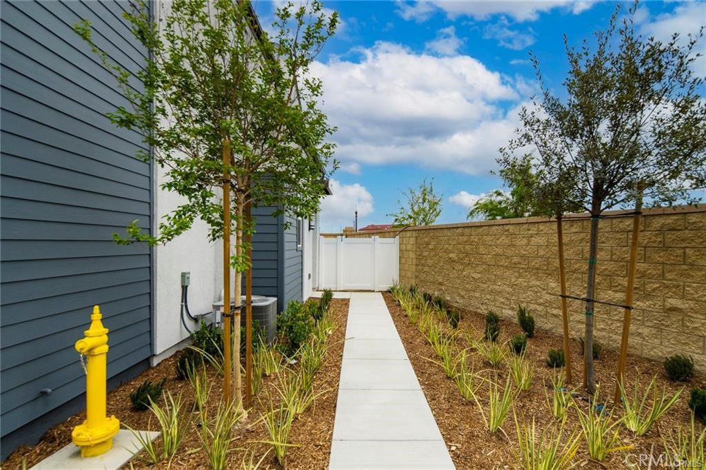 4411 S Fairmount Paseo