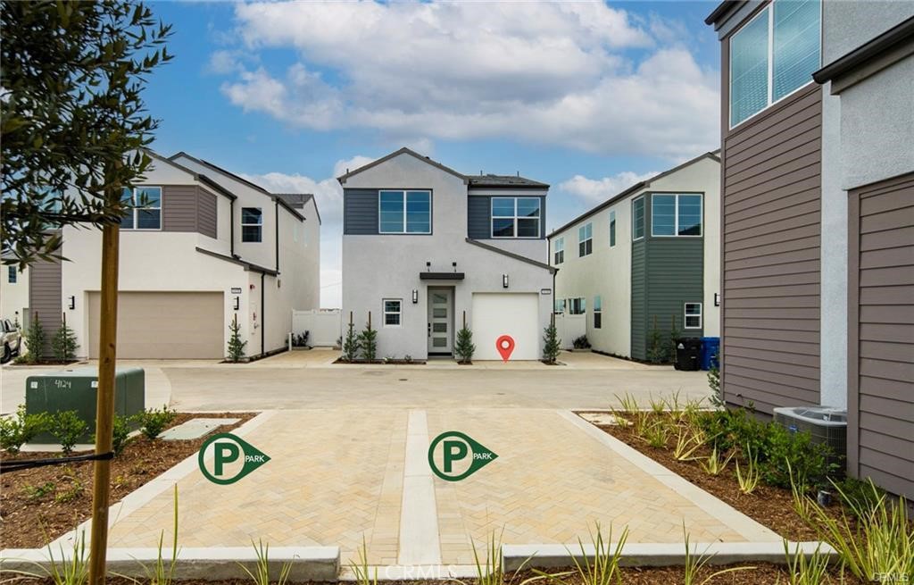 4436 S Fairmount Paseo