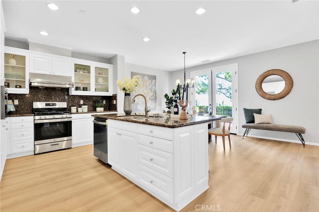 873 Terrace Lane W 4