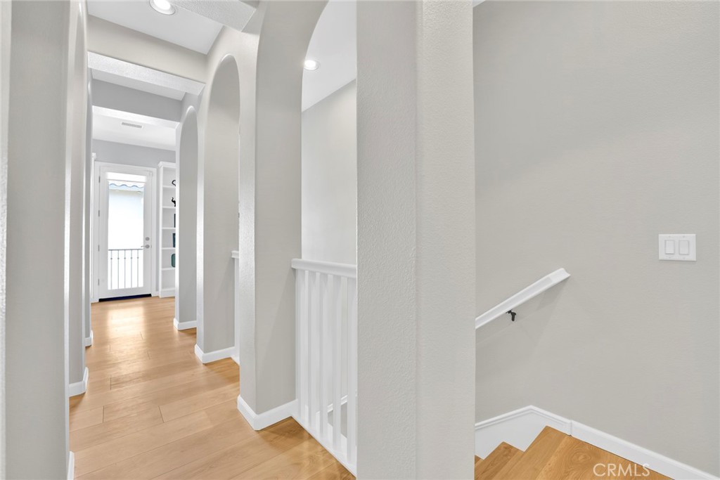 873 Terrace Lane W 4