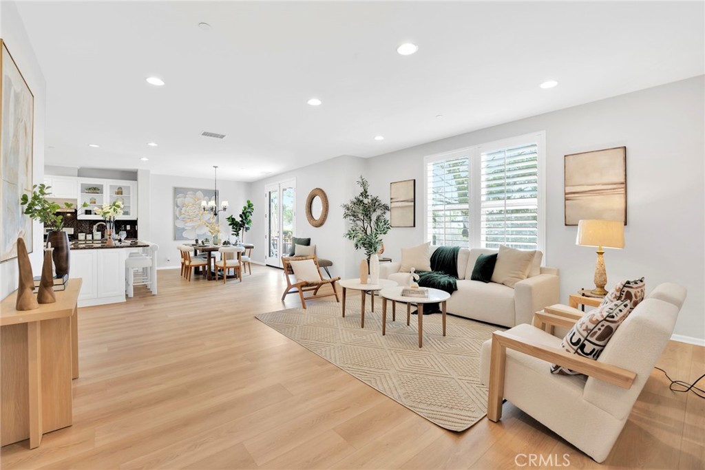 873 Terrace Lane W 4