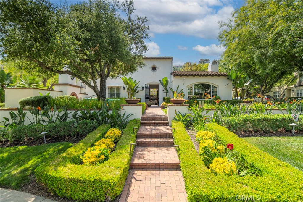 873 Terrace Lane W 4