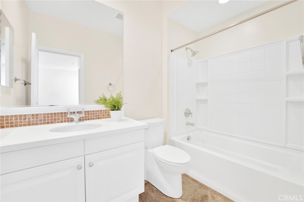 873 Terrace Lane W 4