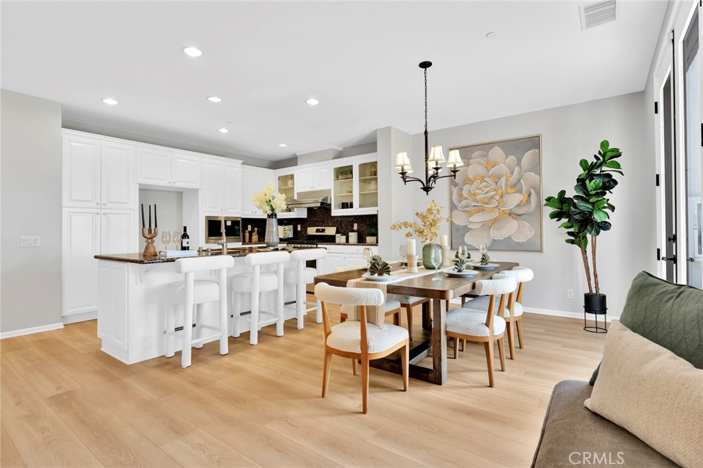 873 Terrace Lane W 4