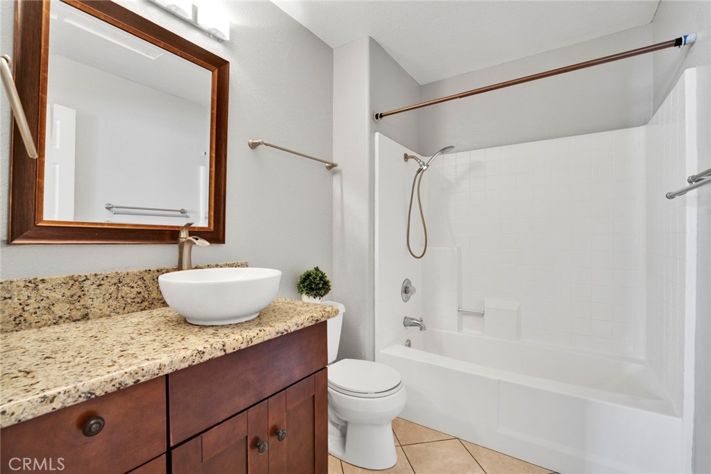 3072 Crape Myrtle Cir