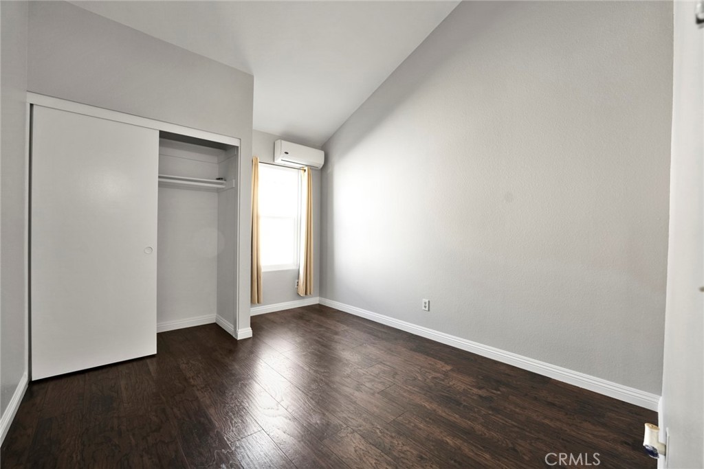 12951 Royal Palm Cir