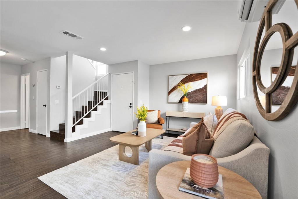 12951 Royal Palm Cir