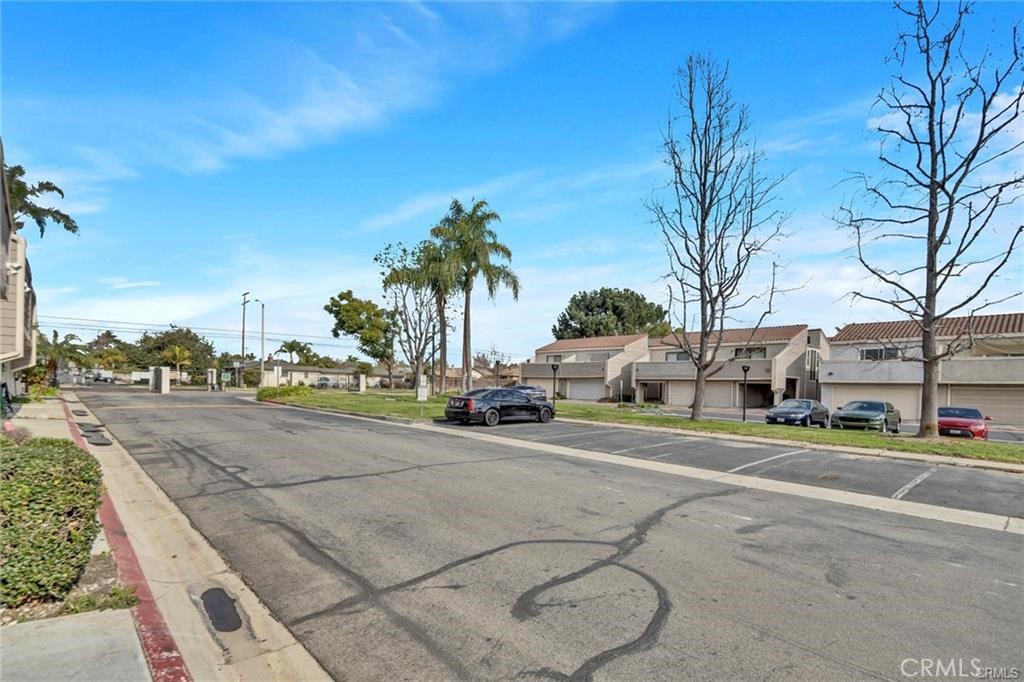 12951 Royal Palm Cir