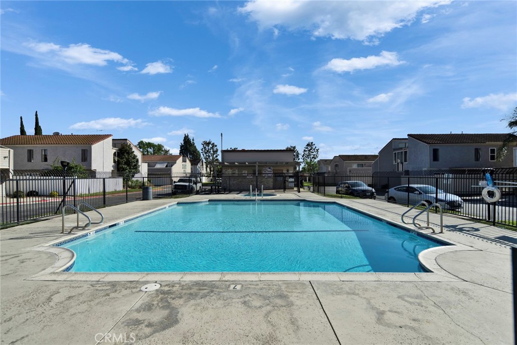 12951 Royal Palm Cir