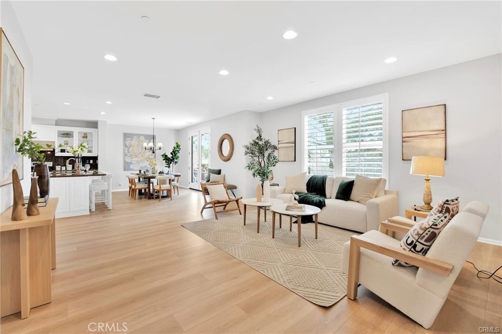 873 Terrace Lane W 4