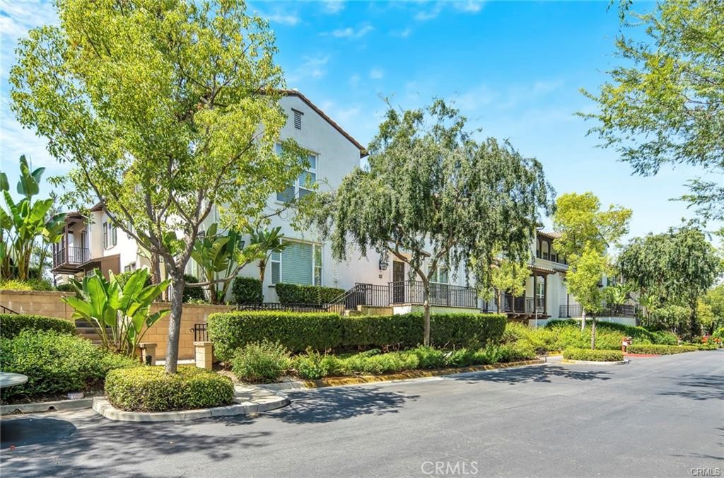 873 Terrace Lane W 4