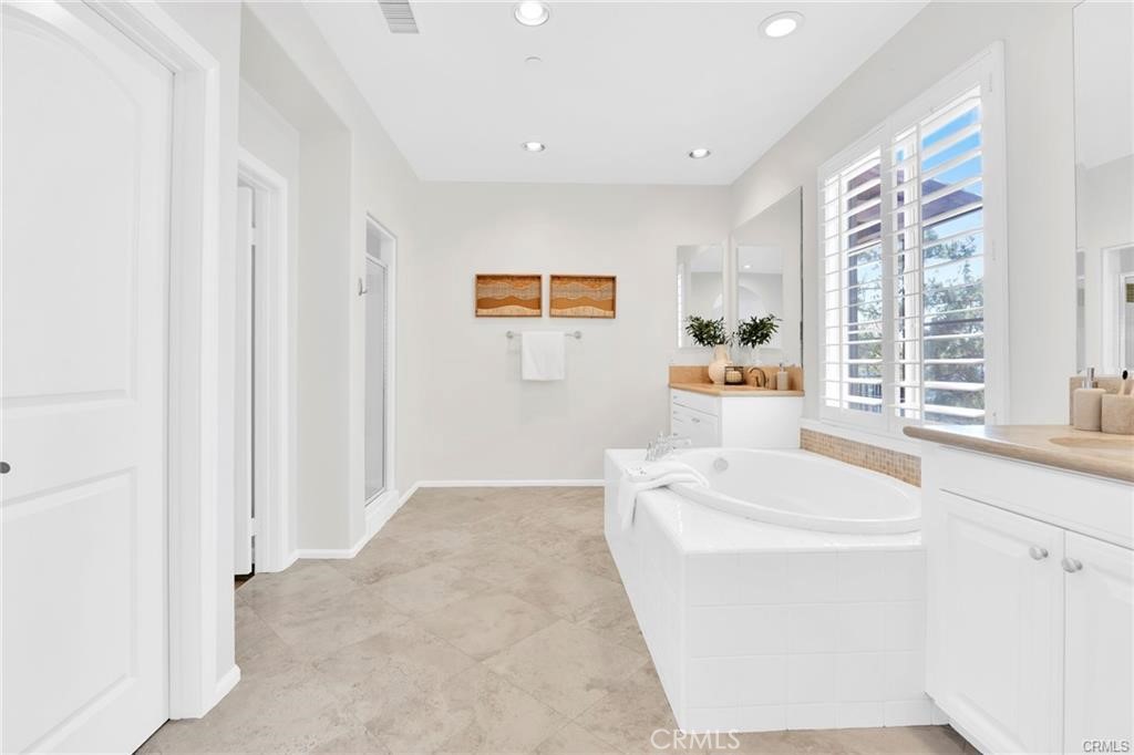 873 Terrace Lane W 4