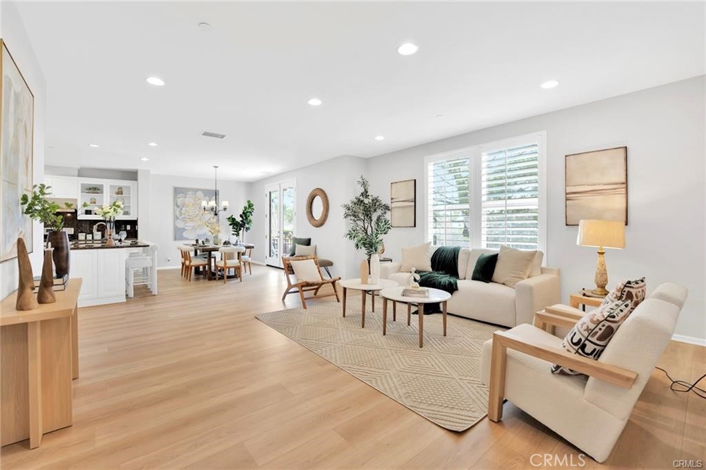 873 Terrace Lane W 4