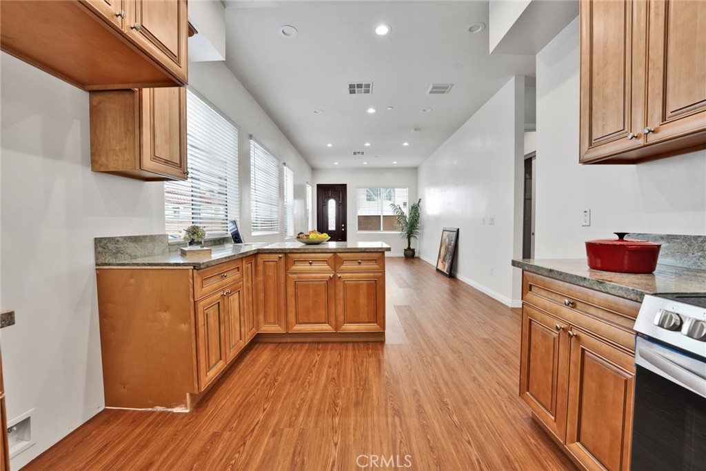 320 A S. Lincoln Avenue