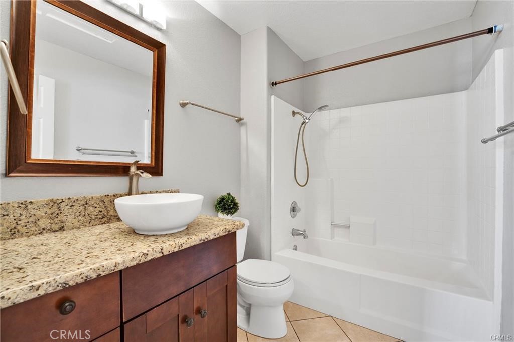 3072 Crape Myrtle Cir