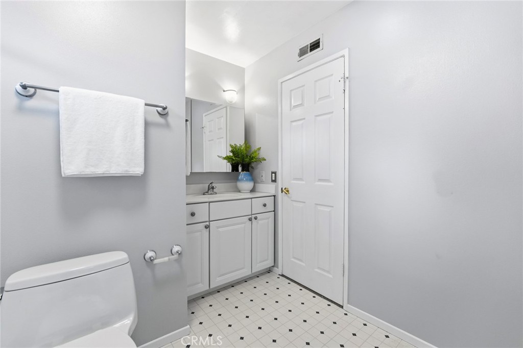 23922 Minnequa Drive