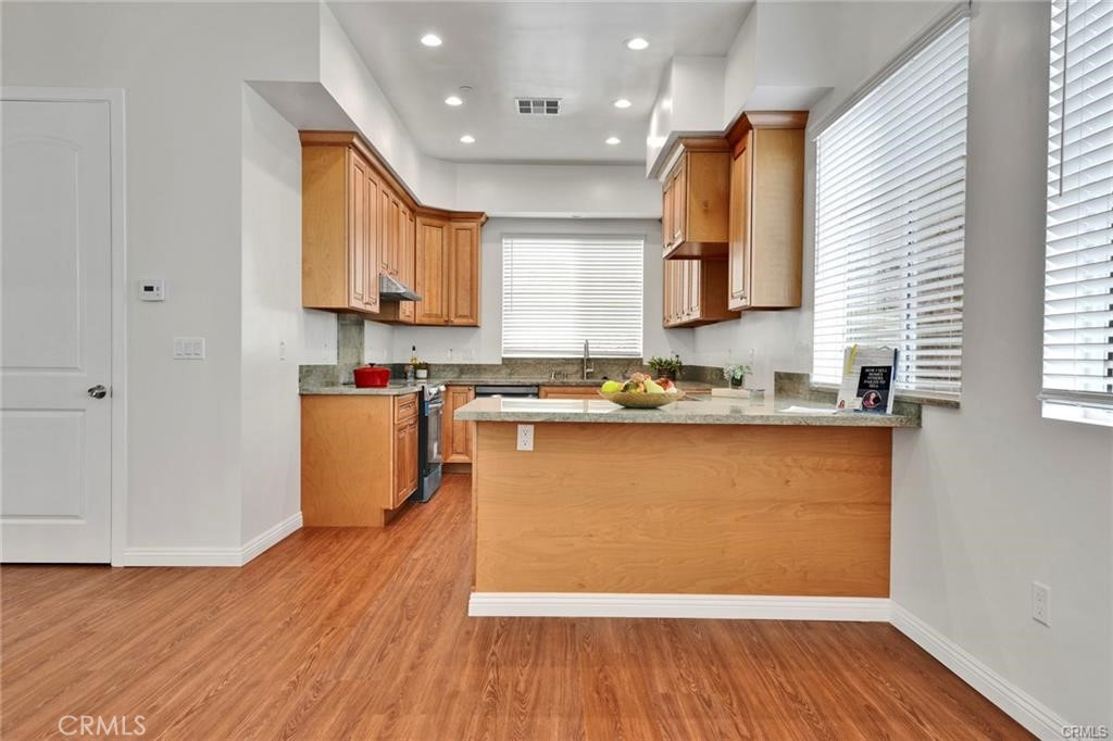 321 A S. Lincoln Avenue