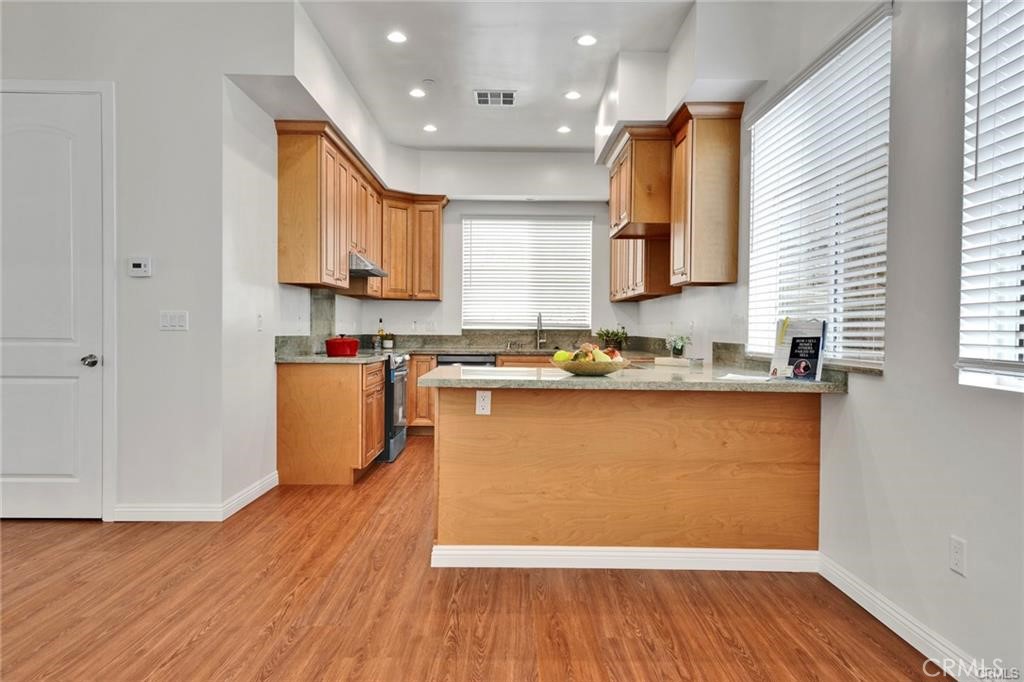 320 A S. Lincoln Avenue