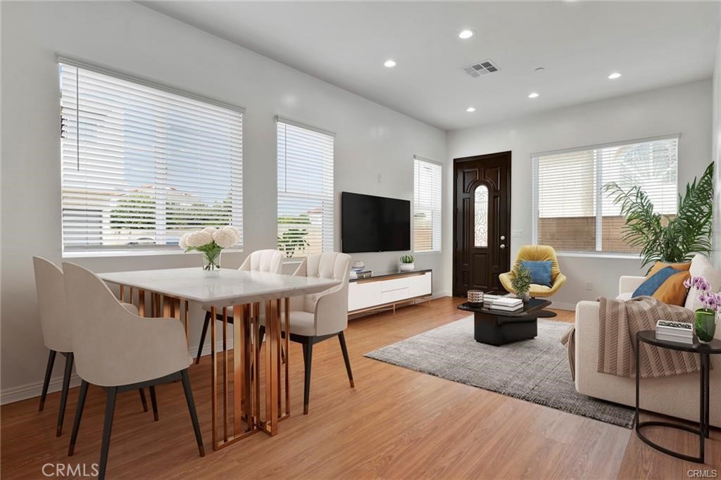 320 A S. Lincoln Avenue