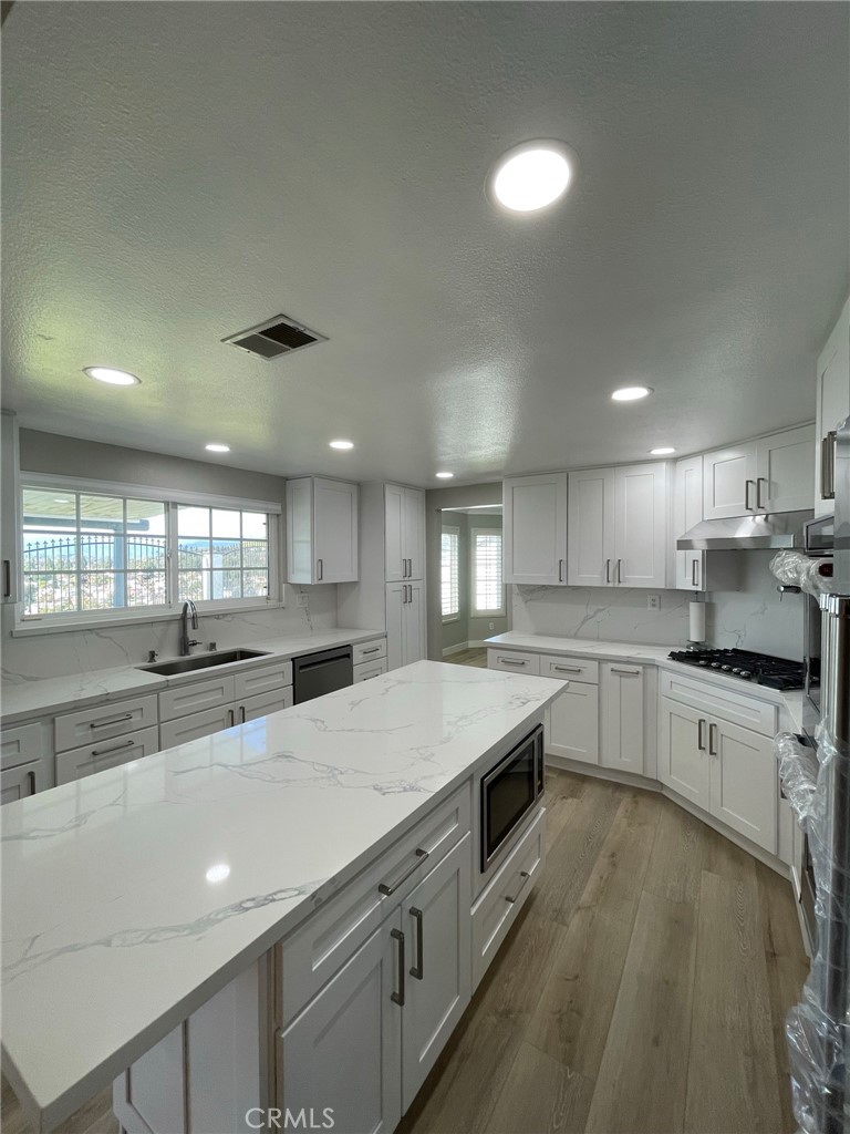 765 Featherwood Drive