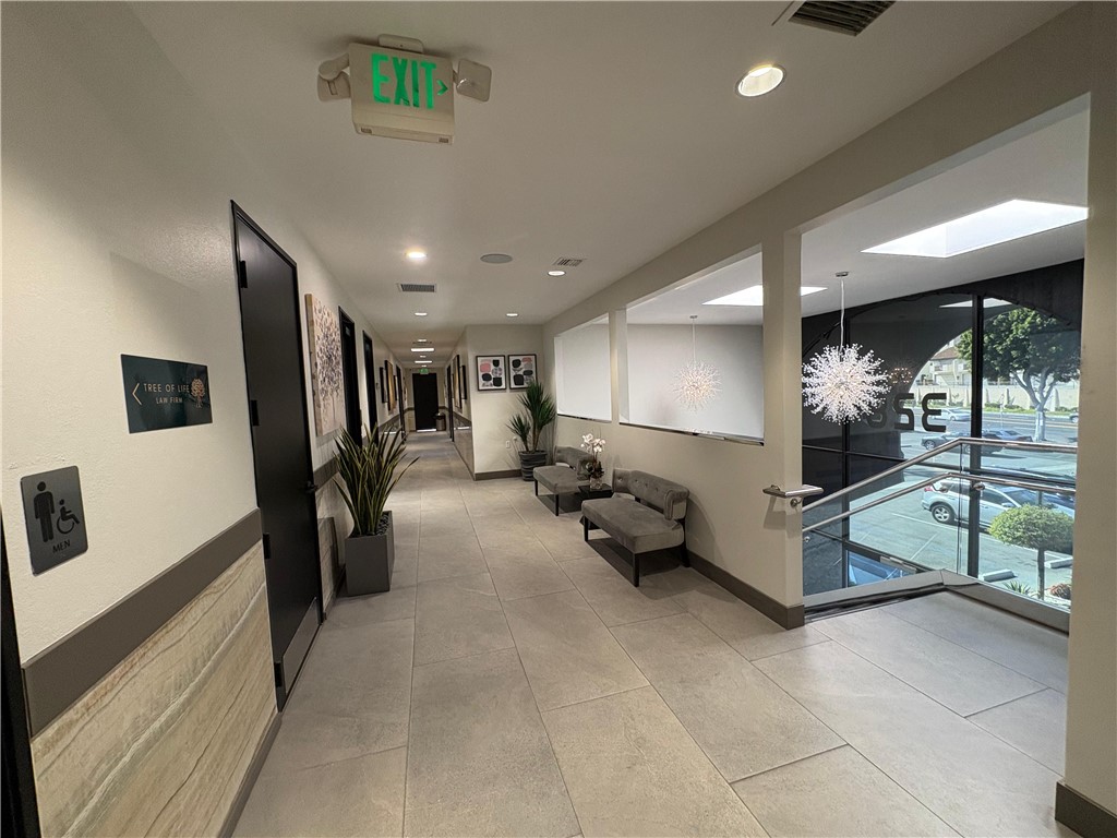 328 S Atlantic Blvd 218