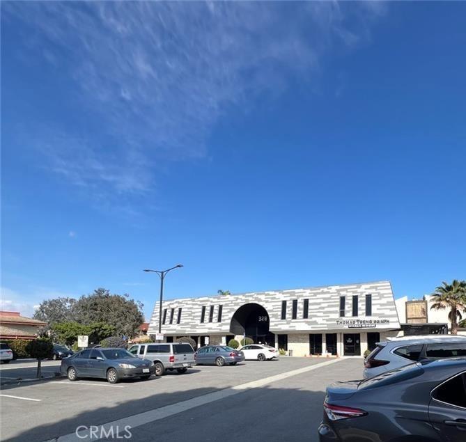 328 S Atlantic Blvd 218