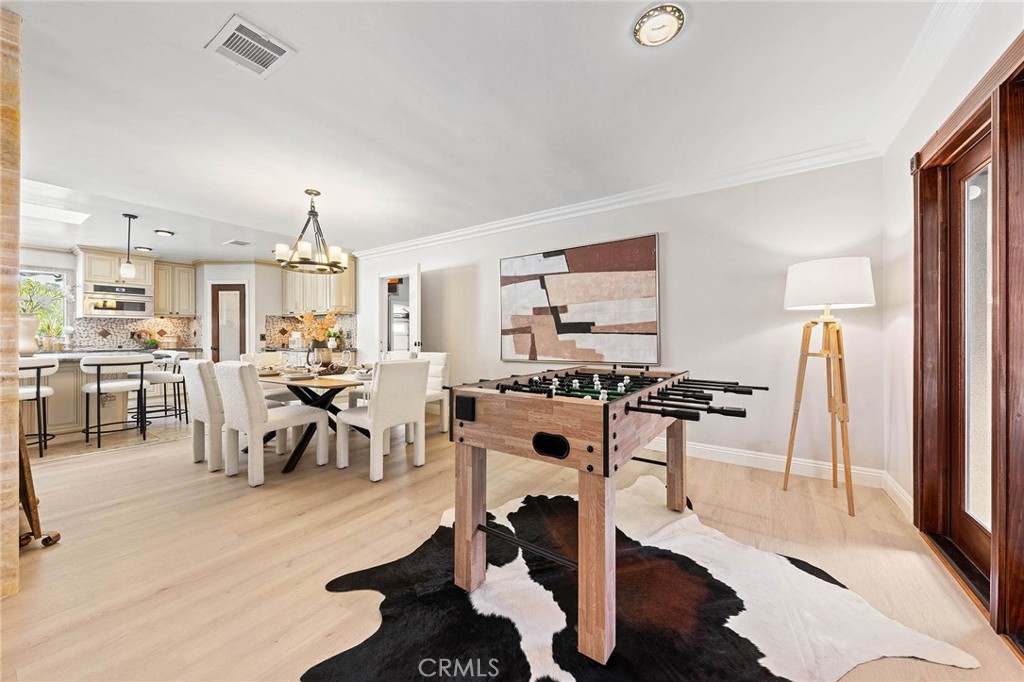 1029 Burnell Oaks Lane