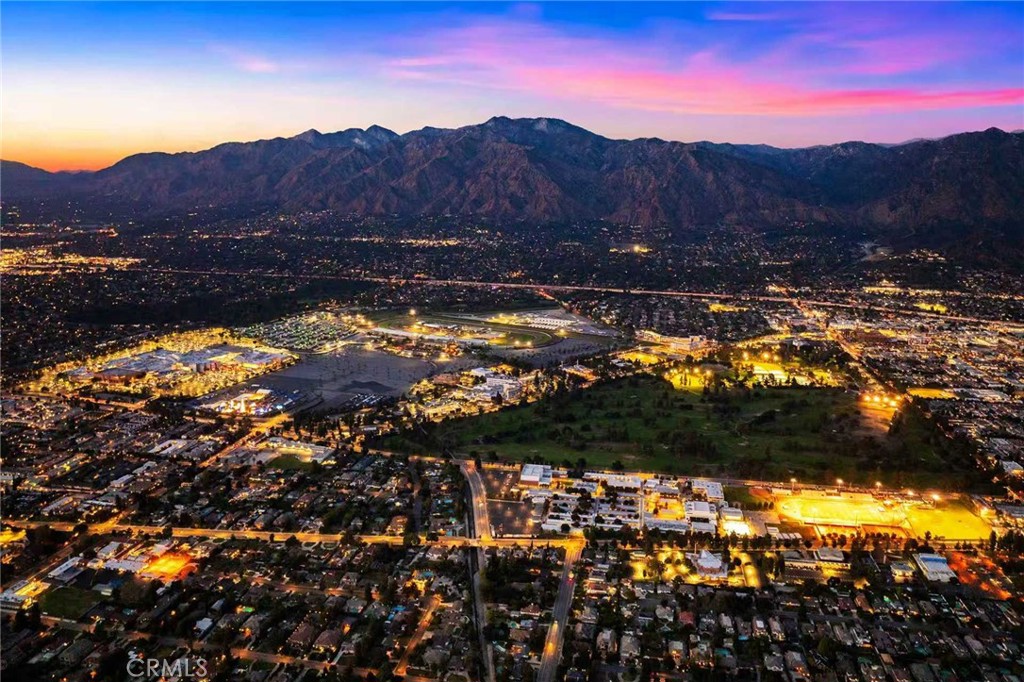 1029 Burnell Oaks Lane