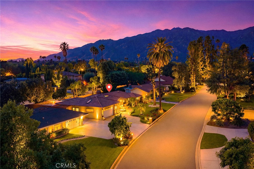 1029 Burnell Oaks Lane