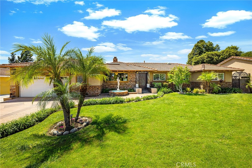 1029 Burnell Oaks Lane