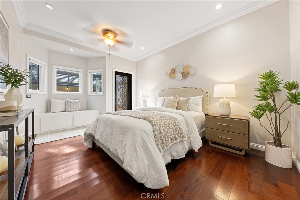 1029 Burnell Oaks Lane