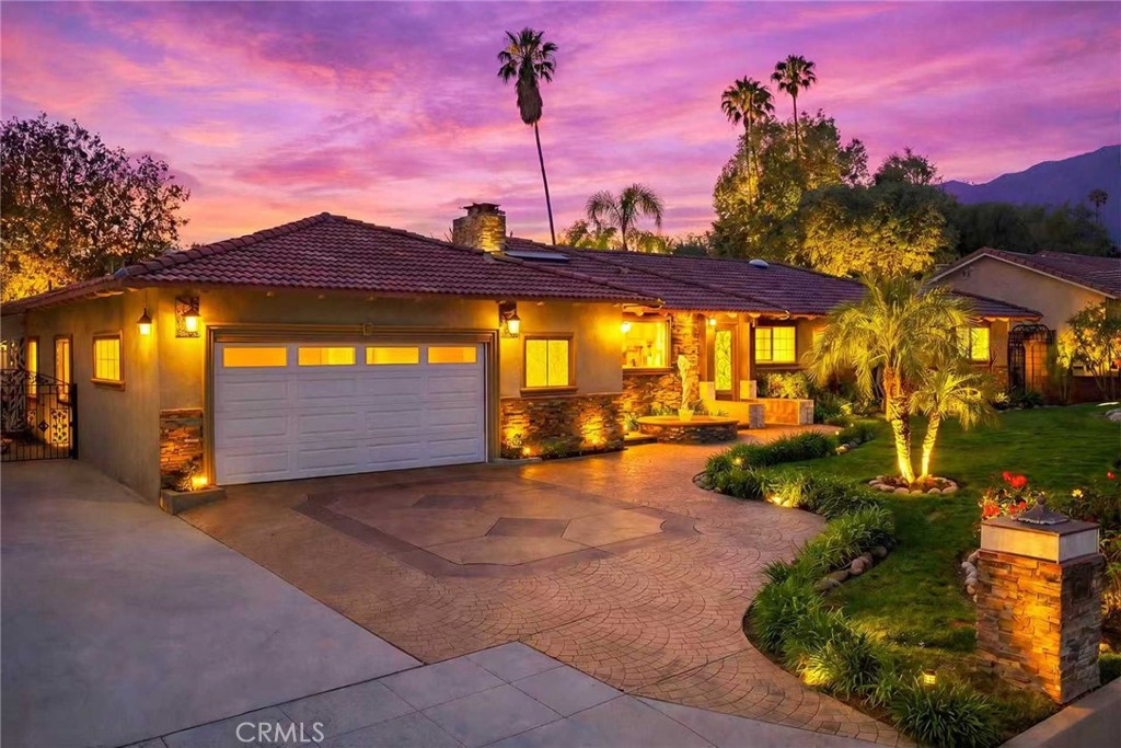 1029 Burnell Oaks Lane