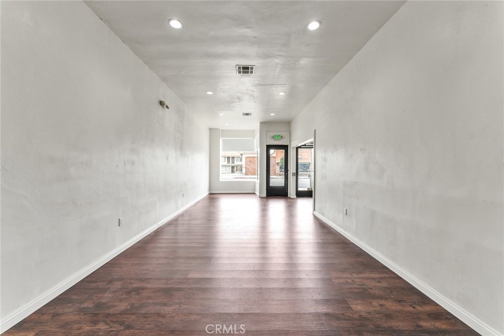 9085 Las Tunas Drive